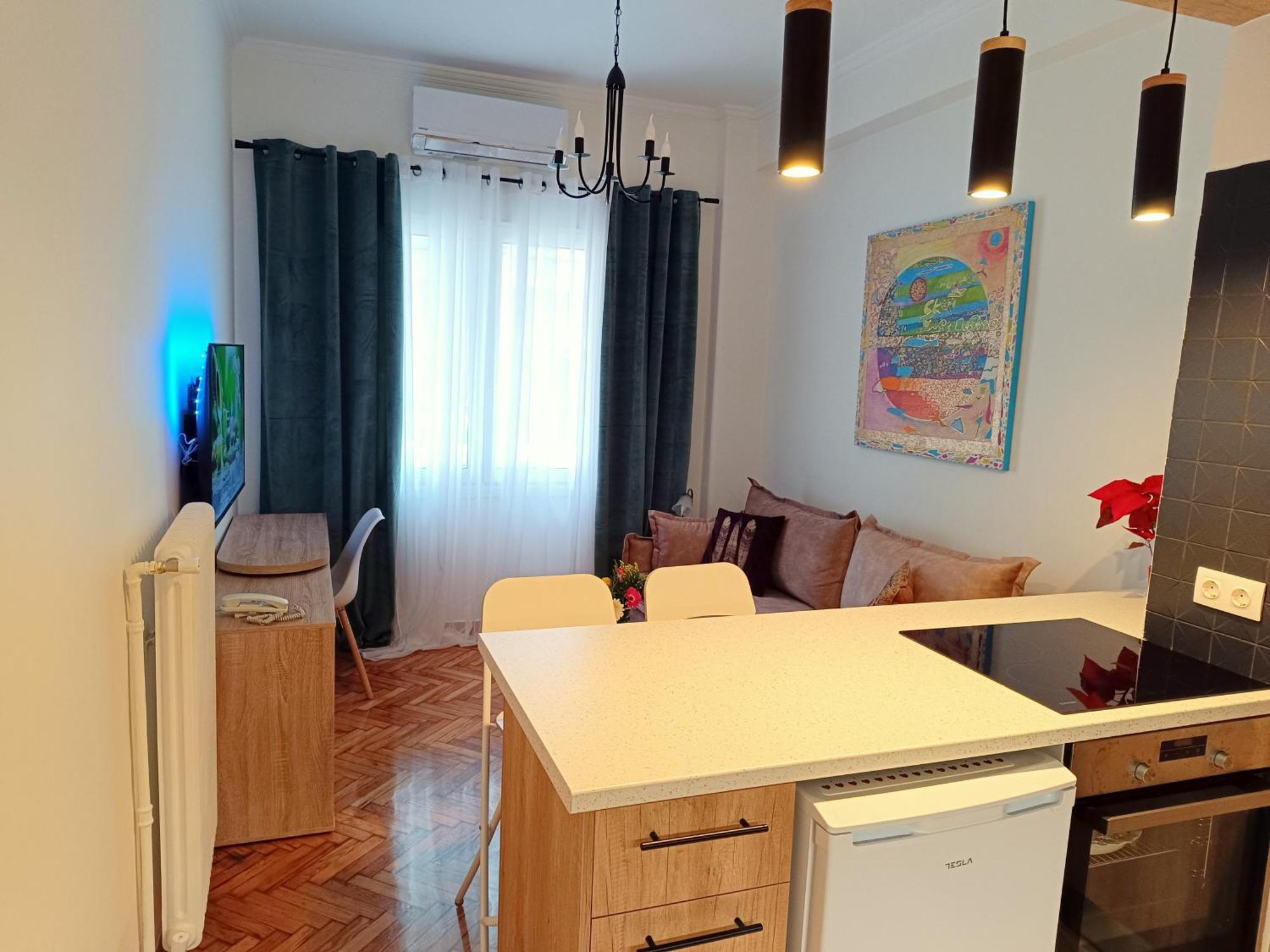 Golden Apartment In Victoria เอเธนส์ ภายนอก รูปภาพ